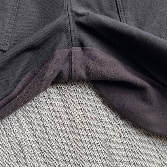 Athleta Headland Hybrid Cargo Tight Womens 6 Brown BlackTravel UPF 50 Pants - Picture 5 of 7